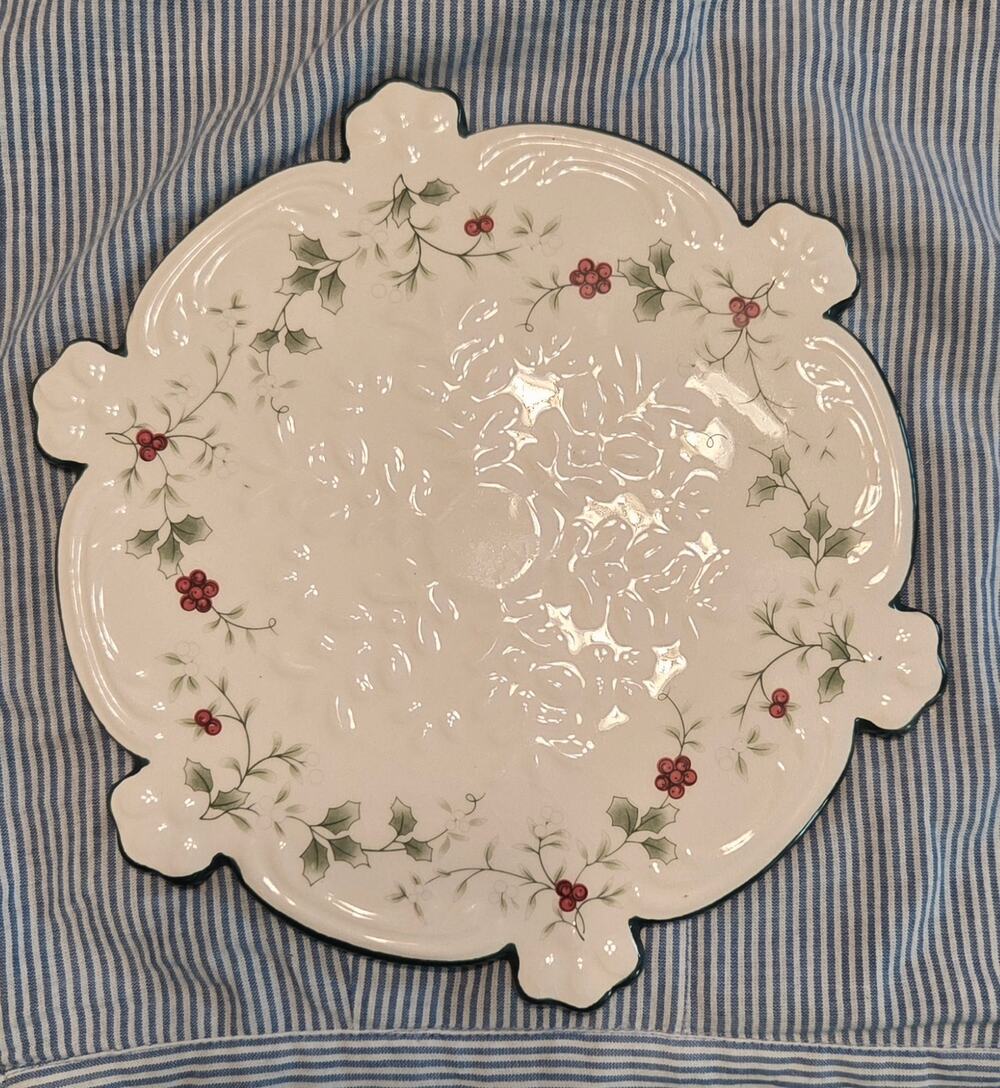 Pfaltzgraff Winterberry Trivet Serving Plate Christmas Holly Berry